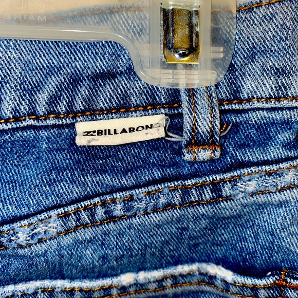 Billabong skirt - Picture 2 of 3